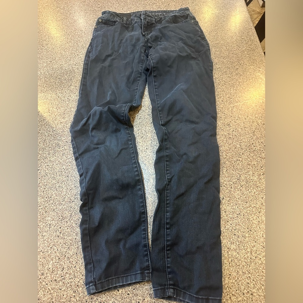 Celebrity Pink Black Straight Jeans with Classic Fit